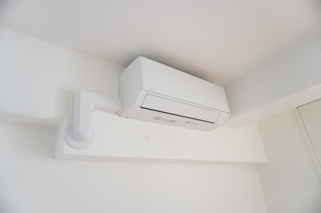 シャルム北越谷B棟の設備|エアコン設置