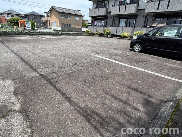 ベルドミールの駐車場