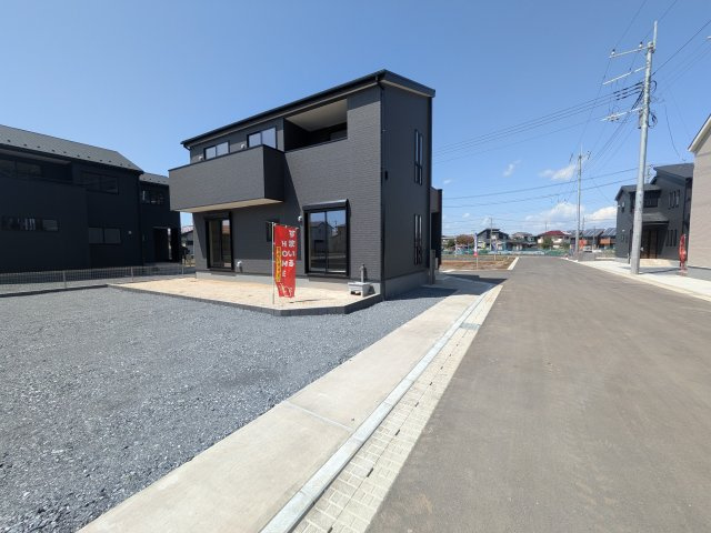 かすみがうら市下稲吉2期　新築戸建て　7号棟の前面道路含む現地写真|現地案内会開催中です！ 平日のご見学も可能です。 お気軽にお問い合わせください♪ 【リアライズ不動産】 0297-86-8370まで♪