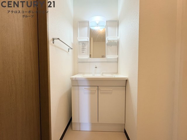 室内に洗濯機置き場があります