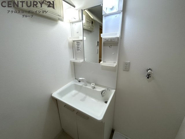 室内に洗濯機置き場があります