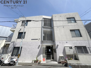THE CITY鳴尾の外観