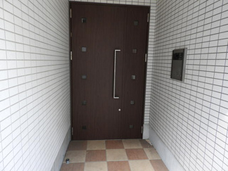 【エントランス】