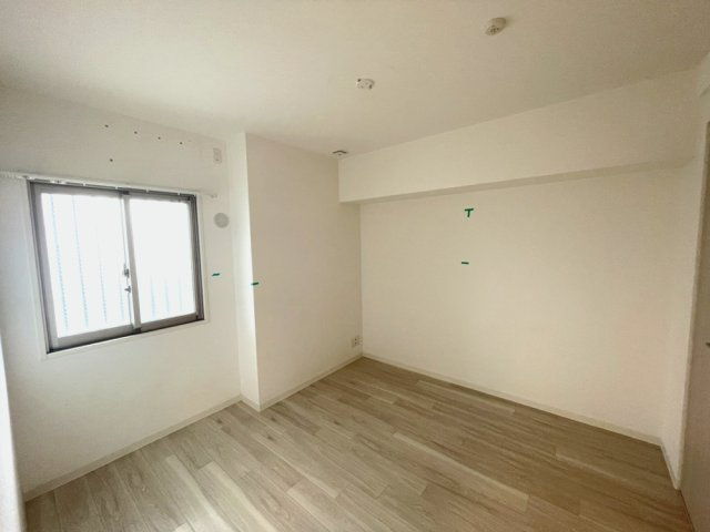 アルファスマート高松通りの洋室