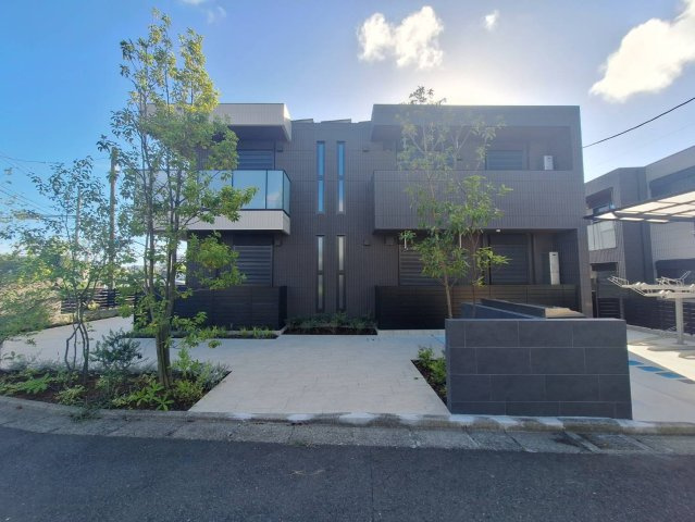 Ｙ’ｓ　Ｆ　Ｒｅｓｉｄｅｎｃｅ　Ⅰ