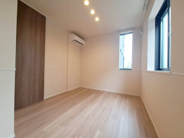 Ｙ’ｓ　Ｆ　Ｒｅｓｉｄｅｎｃｅ　Ⅰの洋室