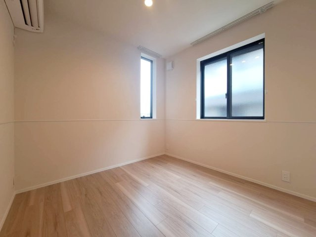 Ｙ’ｓ　Ｆ　Ｒｅｓｉｄｅｎｃｅ　Ⅰの洋室