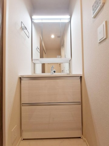 Ｙ’ｓ　Ｆ　Ｒｅｓｉｄｅｎｃｅ　Ⅰの玄関