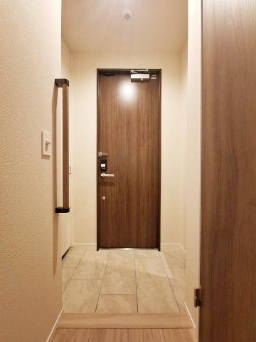 Ｙ’ｓ　Ｆ　Ｒｅｓｉｄｅｎｃｅ　Ⅰの玄関