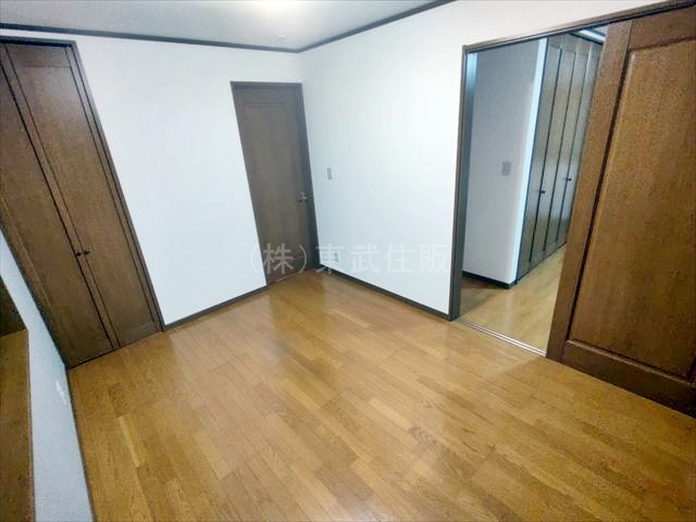【寝室】の画像
