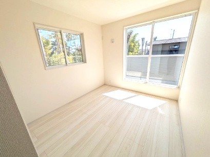 かすみがうら市下稲吉2期　新築戸建て　4号棟の洋室