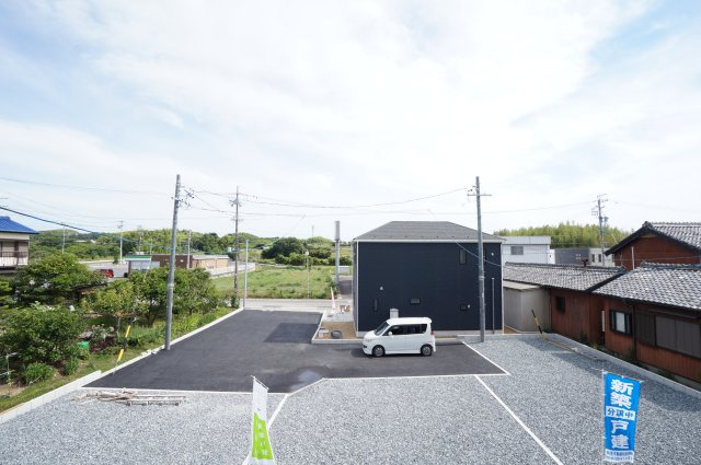 クレイドルガーデン常滑市西阿野町第1　3号棟の展望|バルコニーからの眺望。前面に建物がなく開放的です♪陽当り、風通し良好！