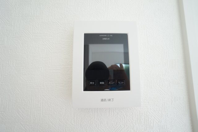 クレイドルガーデン常滑市西阿野町第1　2号棟の設備|録画機能があり、どのような人が何時に来訪されのかがわかります、防犯はもちろんお届け物などの把握にも便利です、ライト付きなので夜間でも安心です。