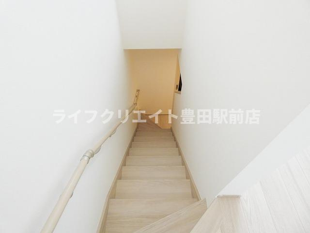 トレフル日野の内装