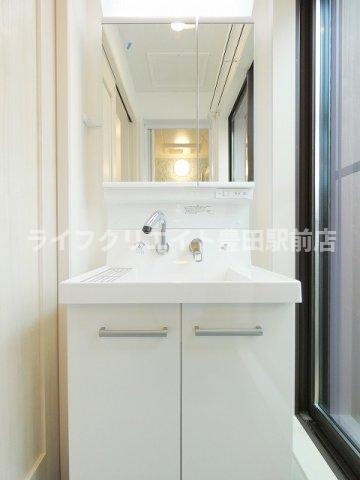 トレフル日野の独立洗面台