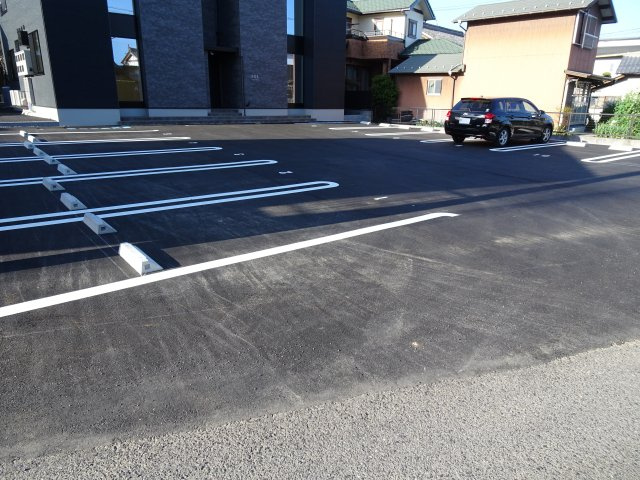 KOS noginomoriの駐車場