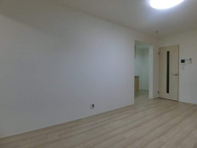 【洋室】 | グランハイツ西喜