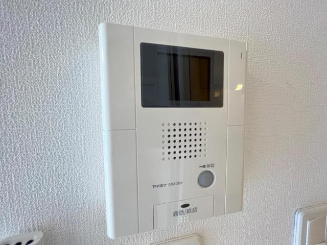 サンライズ昭和の内装|カメラ付インターホン