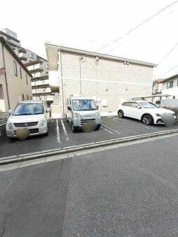 エクセレントＳの駐車場|駐車場に車を止められます