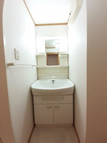 エクセレントＳの洗面所|コンパクトで使いやすい洗面所