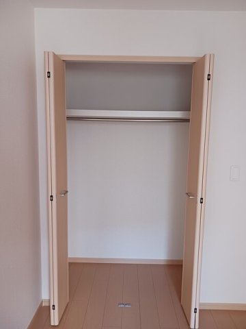 エテルノ・アロッジオ壱番館の収納|専用の収納スペースです
