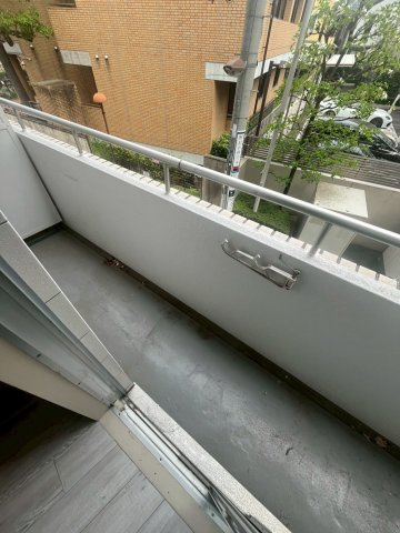 【バルコニー】