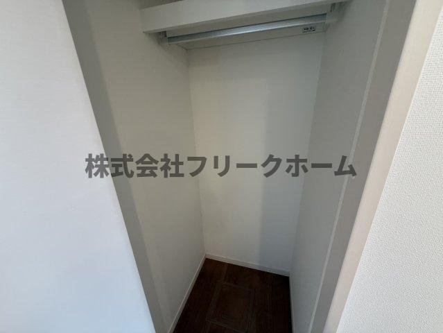 小金井市緑町５丁目のアパートの収納
