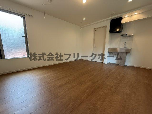 小金井市緑町５丁目のアパートの寝室