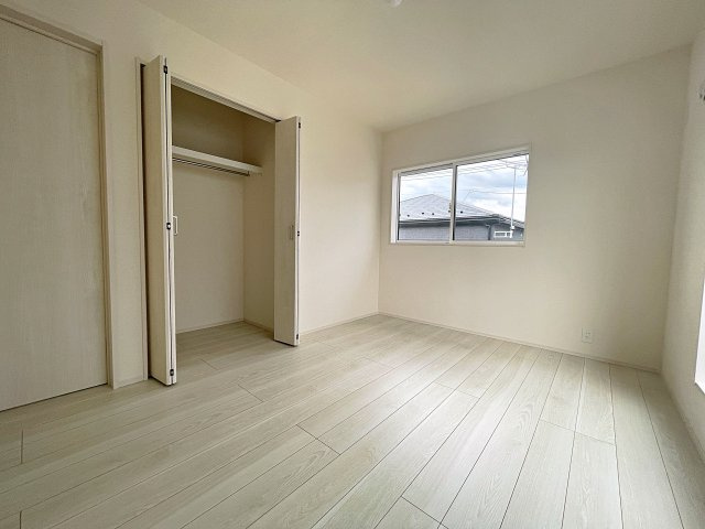 新築戸建・新築建売　郡山市安積町南長久保一丁目2期　安積第三小・安積第二中の洋室|全居室収納完備！収納が多いとお部屋もスッキリします！