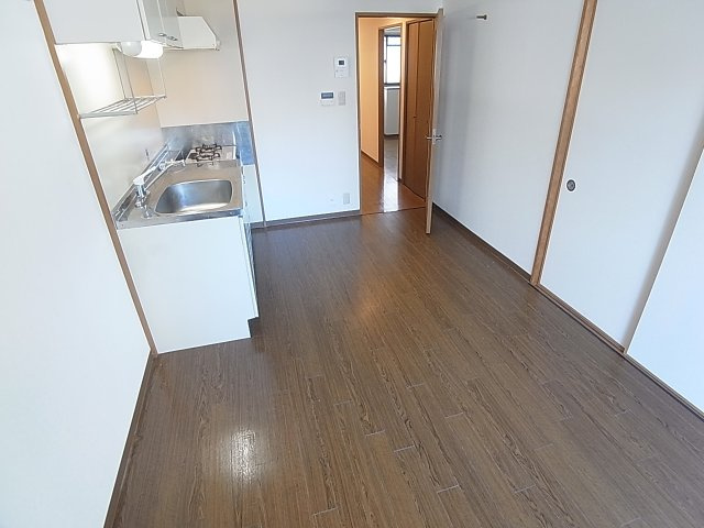 パレス兵庫駅前通の設備|開放感の有るお部屋です