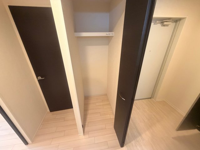 ブランキューブ南摂津の玄関