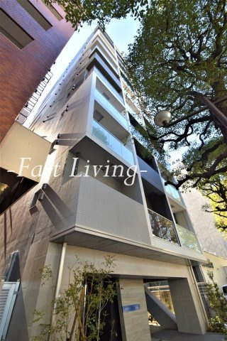 LIBR GRANT 神楽坂のエントランス