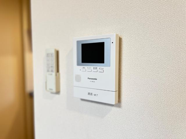 仮）スターテラスⅡ伴東の内装|カメラ付インターホン（イメージ）