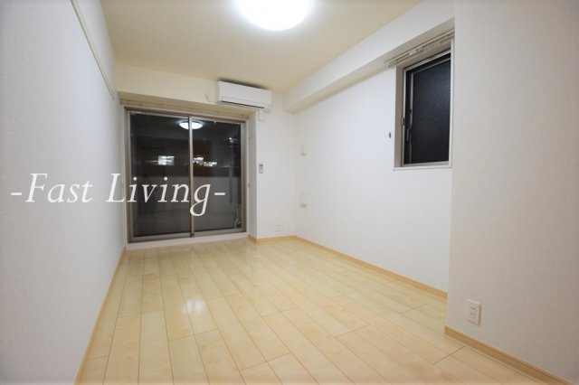 フレスクーラ神楽坂の居間・リビング