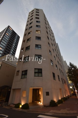 ハーモニーレジデンス千代田岩本町のエントランス