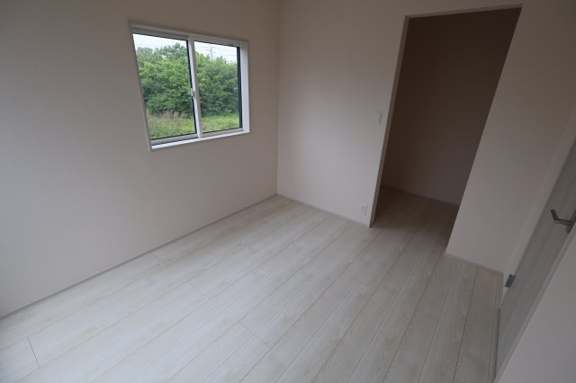 《仲介手数料無料》見沼区大字大谷394新築一戸建てブルーミングガーデンの洋室