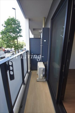 市谷仲之町ビューアパートメントのバルコニー