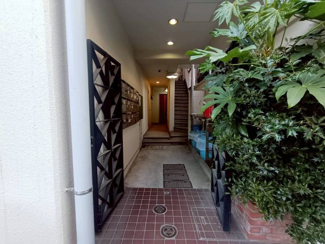 【エントランス】