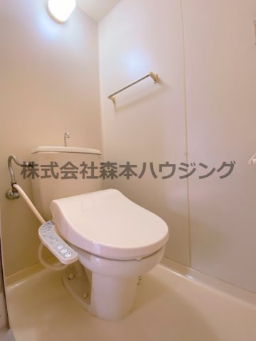 【トイレ】 | 　チェリー広野 | 落ち着いた色調のトイレです