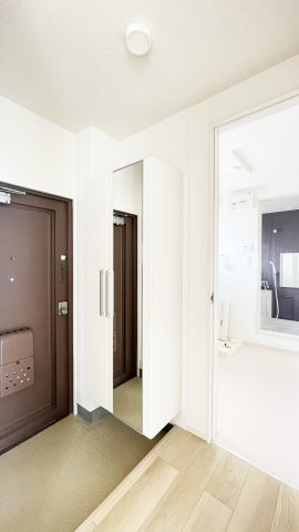 平尾マンションの玄関
