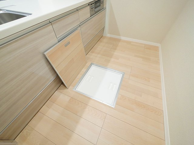 ジェイエイチエスプレミア西大寺の収納