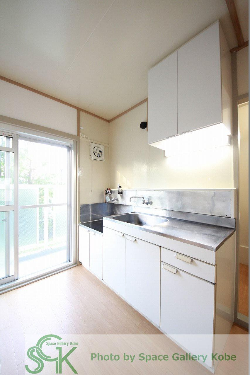 明舞北住宅のキッチン|※お部屋により仕様が異なる場合があります。