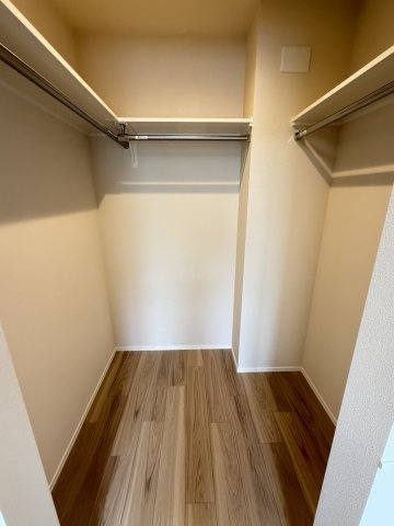 Ｃｈｏｕｅｔｔｅ　Ｍａｉｓｏｎ　シュエットメゾンの収納|★1.6帖のウォークインクローゼット★