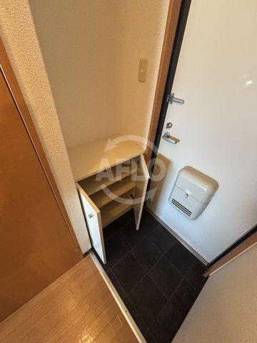 エムズプラザ今里弐番館の収納|エムズプラザ今里弐番館　シューズボックス