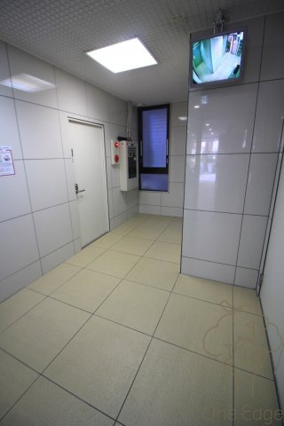 サクシード南森町のロビー