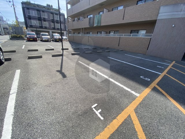 さんさん吉田の駐車場