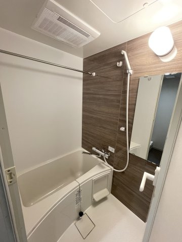 アルティザ氷川台の浴室