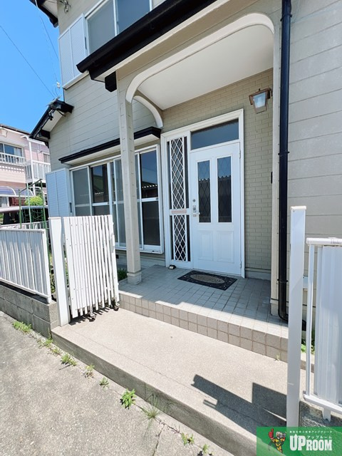 小針梅木戸建のエントランス