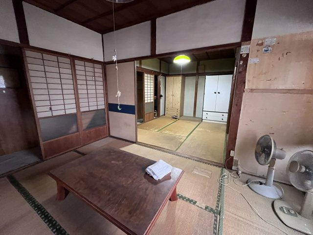 【居間・リビング】の画像