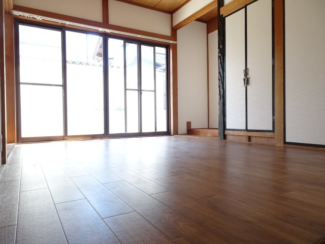 陽だまりと語らいのラ・クレマの洋室